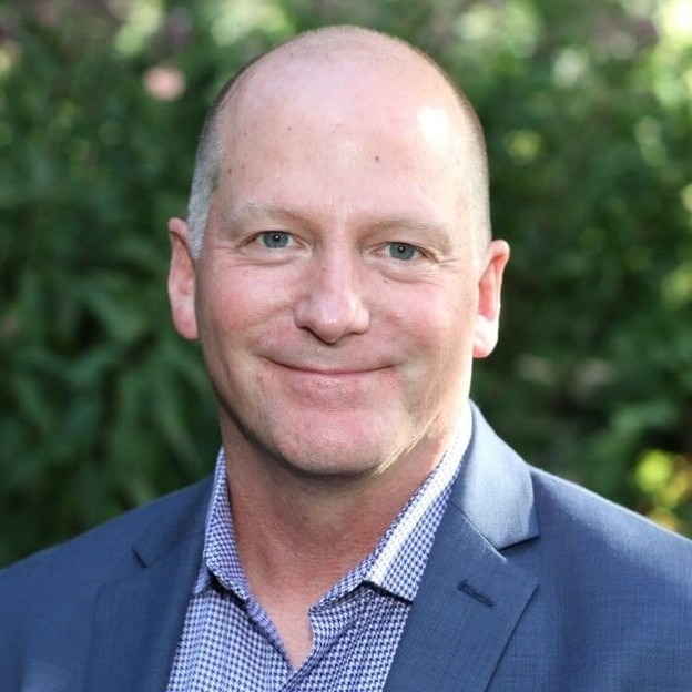How AI Is Rewriting the Buying Journey from Search to Purchase 1 Mike Ensing